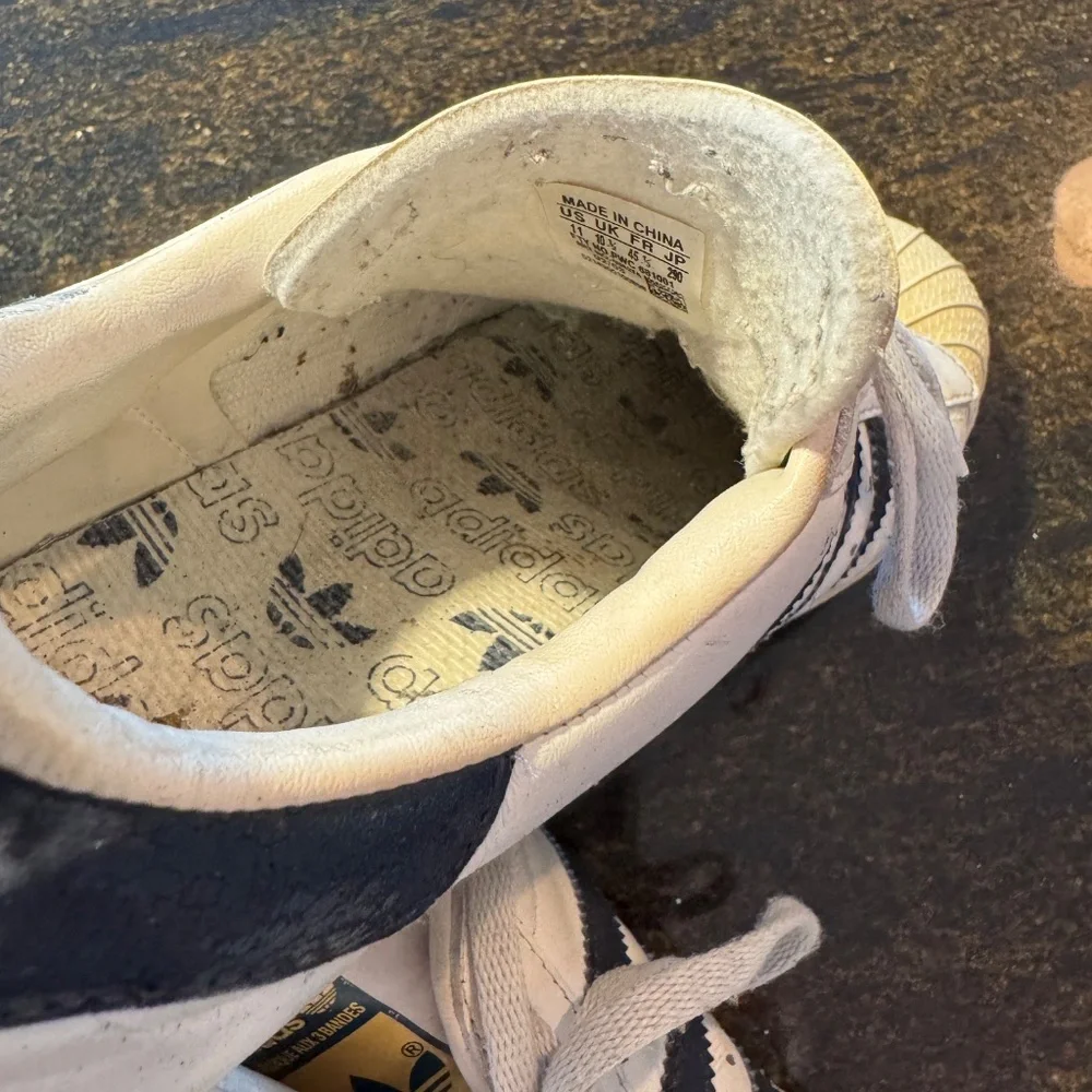 Men’s Adidas Sneakers - Picture 4 of 4